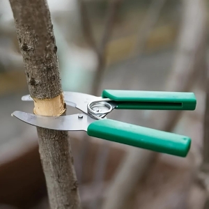 Bark Cutter